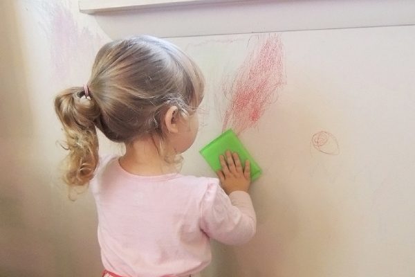 لکه های جوهری و مداد رنگی