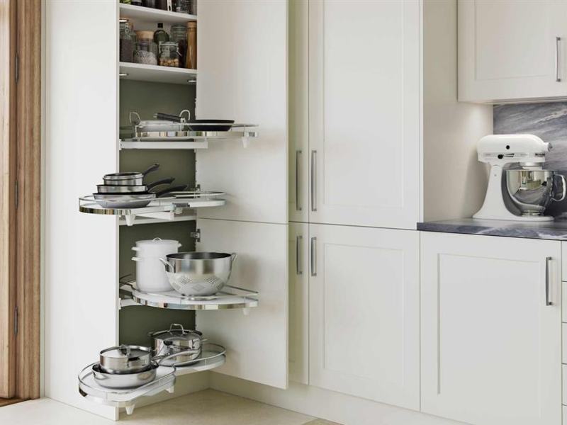نحوه چیدن وسایل در کابینت ها